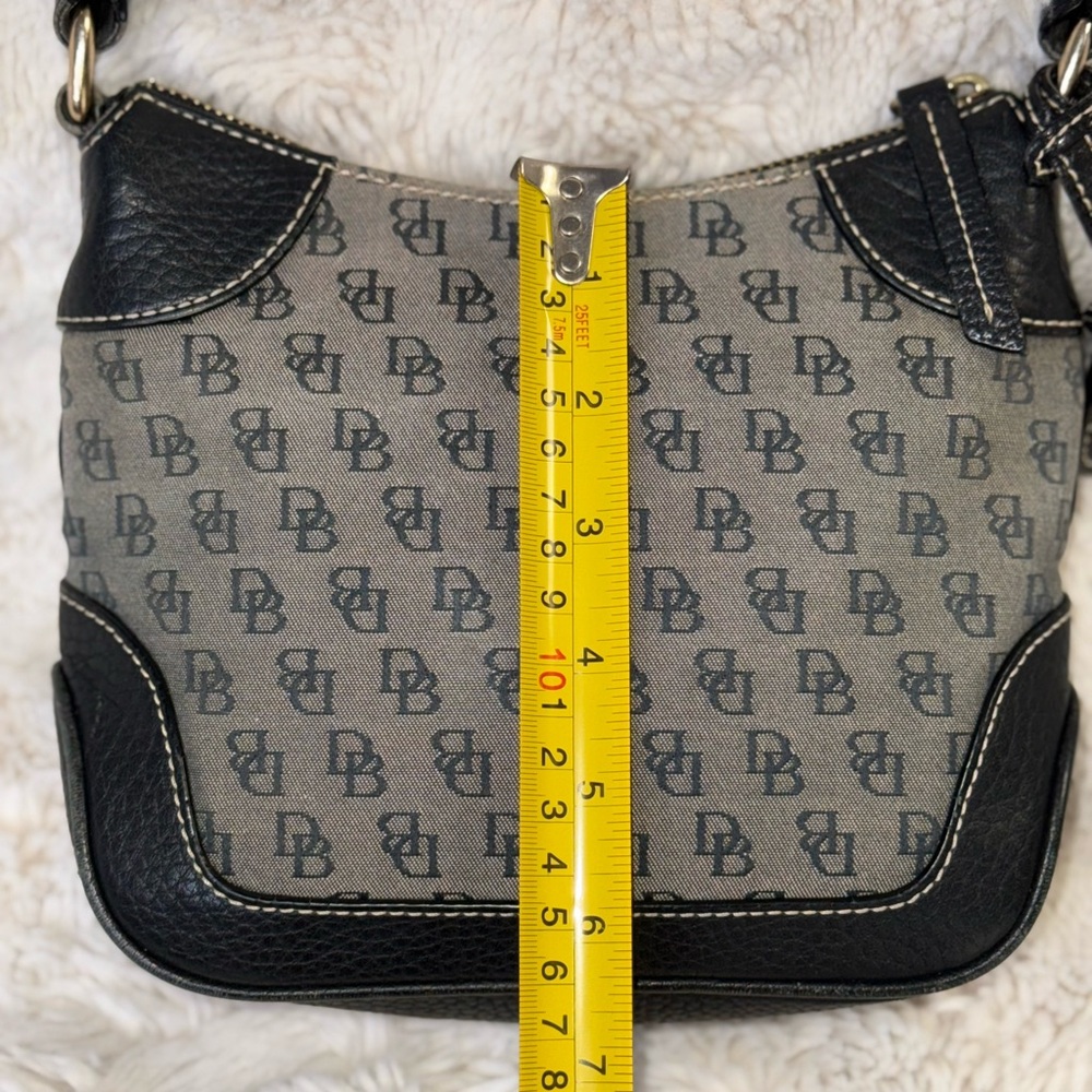 Dooney & Bourke Black Shoulder Bag with Cream Stitching - Picture 9 of 13
